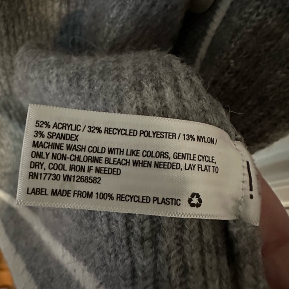 Oversized Med Gray White Striped Jacket V-neck Rib Knit Button Cardigan Sweater - Picture 4 of 5